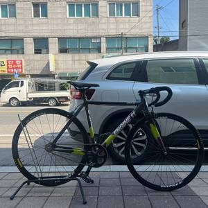 엔진11 크릿디 2024 픽시 자전거 팝니다. 이미지