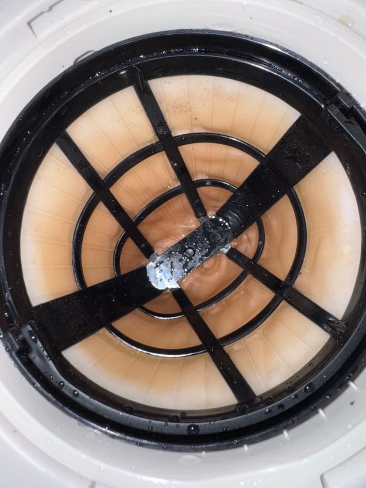 위즈웰 그라인드 앤 드립 커피머신 크림 이미지