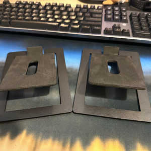 맥키 CR3.5BT 모니터 스피커/케이블 세트/받침대 포함 판매합니다.