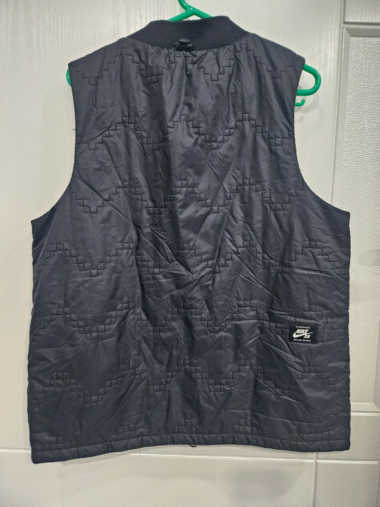 남여공용 나이키SB M (85-90) 경량조끼 베스트--1