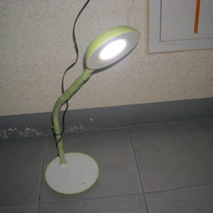 필립스 눈부심 방지 LED 학습용 스탠드