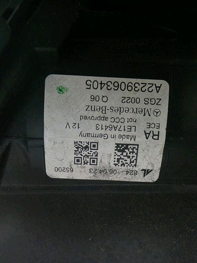 w223 조수석 헤드라이트--1