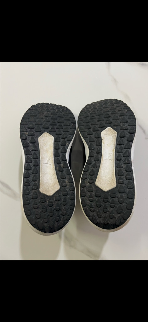 푸마 키즈 운동화--3