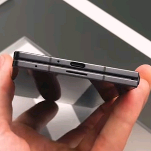 갤럭시 폴드7 제트블랙 > 아이폰 17 프로맥스 + 추금 교환