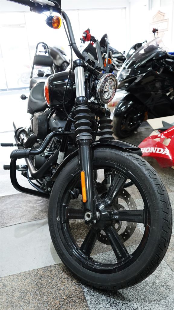 할리데이비슨 스트리트밥 114 22년식 1만키로 순정 이미지