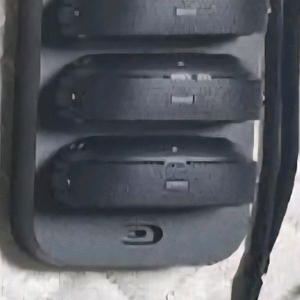 얼티미트 트래커 5점 + 멀티 충전기 + 스트랩5개 팝니다