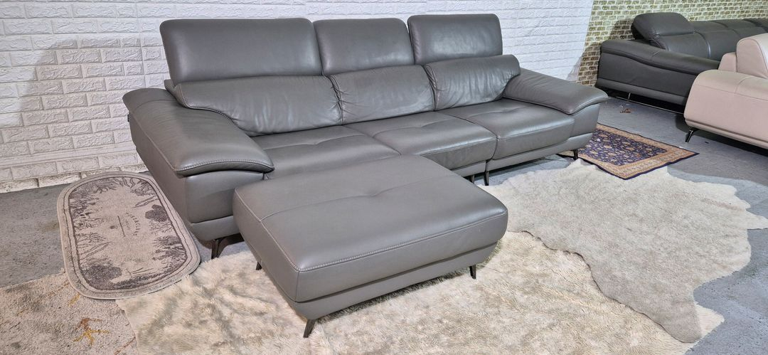 자코모 엘리오 슈렁큰 천연가죽 3.5인 소파+스툴(헤드레스트기능)--4