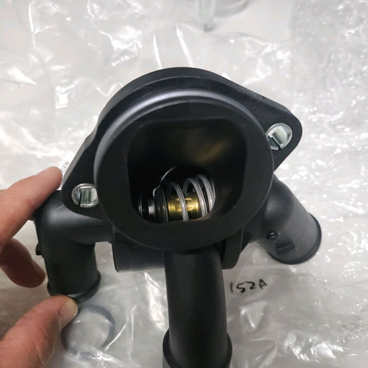 폭스바겐 제타 Mk6 2.0 tdi 써모스탯 서모스탯 이미지