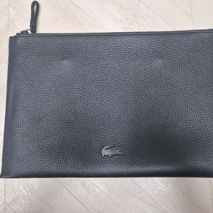 라코스테 블랙 가죽 클러치