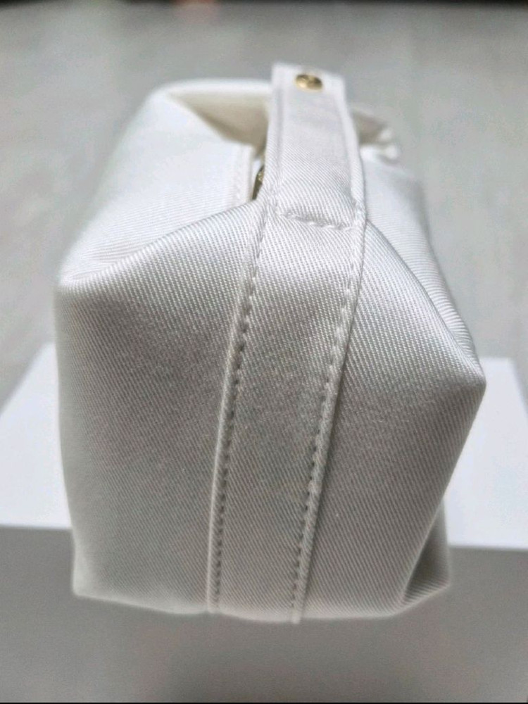 디올 화이트파우치(새상품)ㅡ17--2