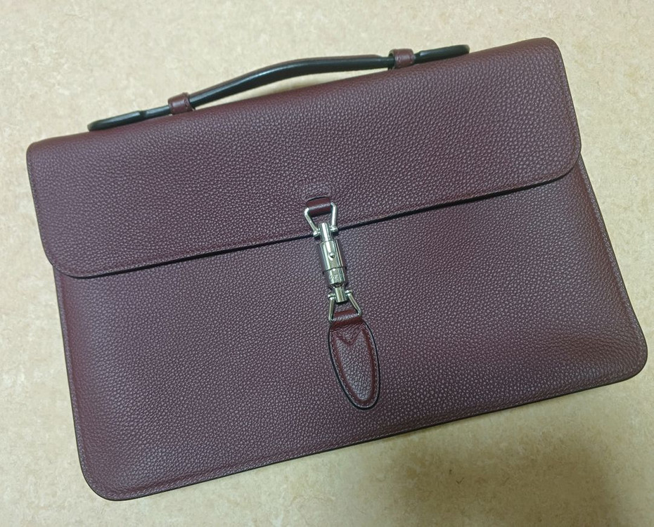 구찌 GUCCI 고급 서류가방 팝니다--0