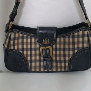 아쿠아스큐텀 체크 숄더백/ 닥스 구찌