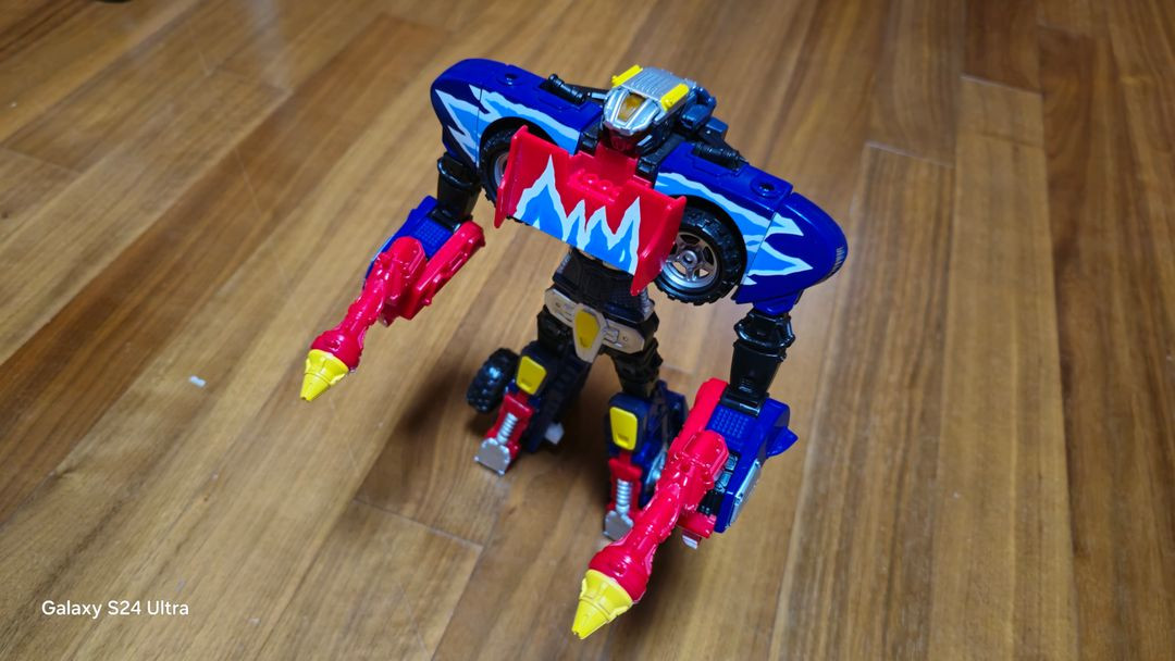 헬로카봇 비트런 무기있고 상태좋아요--2