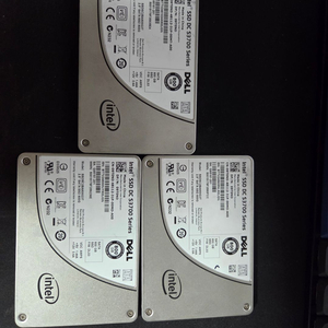 인텔 DC S3700 800GB 2.5인치 SSD 3개