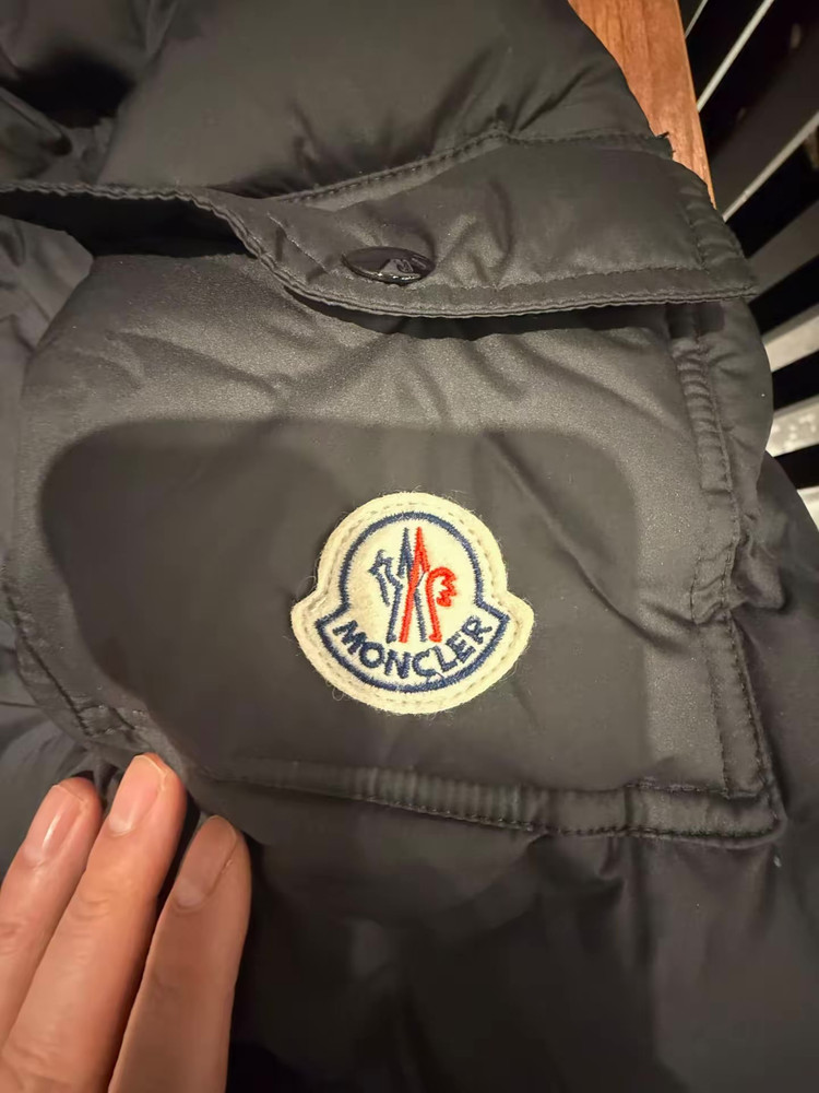 [몽클;레어] 새상품 / 경량 패딩 / 4 (약 105 사이즈)--3