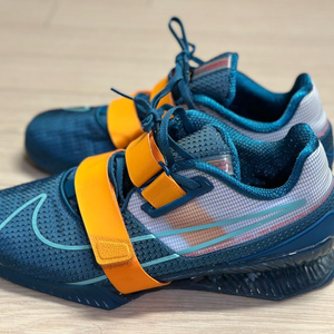 나이키 로말레오4 역도화 280mm