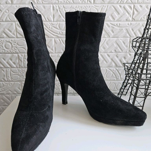 바닐라슈 스웨이드 앵클부츠