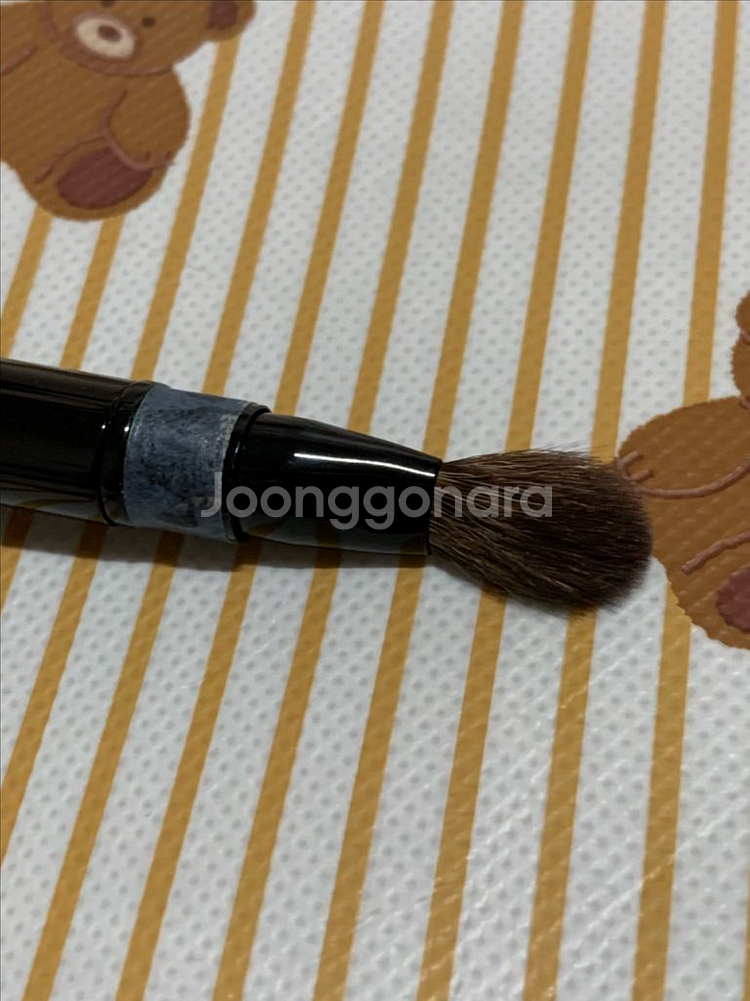 샤넬 리트렉터블 듀얼팁 섀도우 브러쉬--3