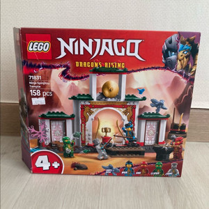 레고 닌자고 스핀짓주 사원 71831 팝니다.