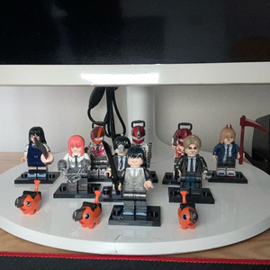 체인소맨 레고 피규어 팝니다.