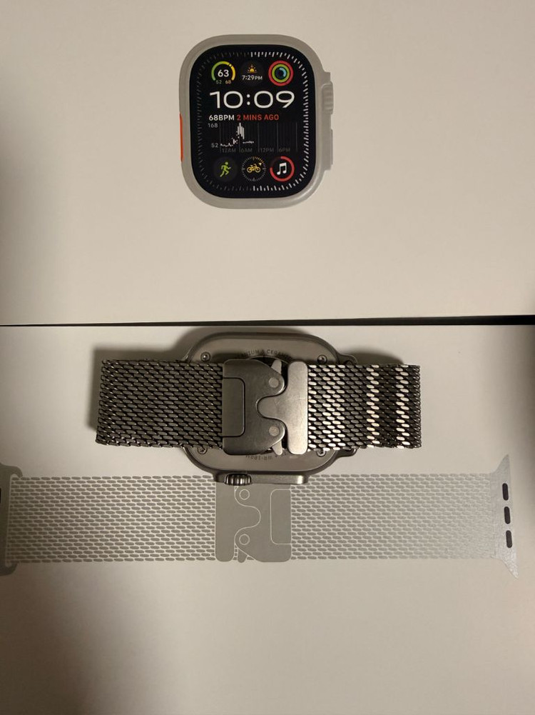 애플워치 울트라2 49mm 밀레니즈 루프 s--1