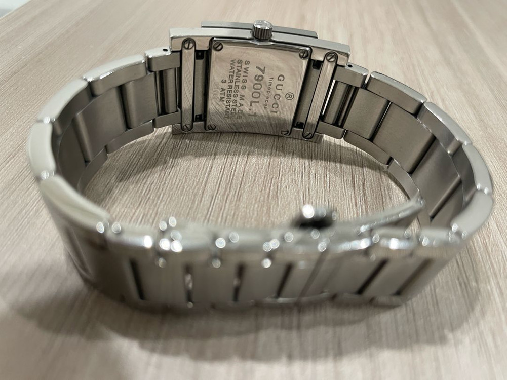 구찌 7900L.1 타임피스 스퀘어 쿼츠 스틸 (2월 28까지 판매)--2