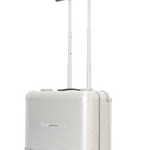 (새상품)마크앤로나x로우로우캐리어 MARK & LONA