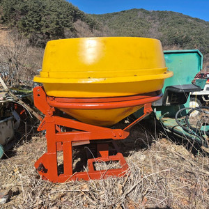 익산농기계 IJD700 비료살포기