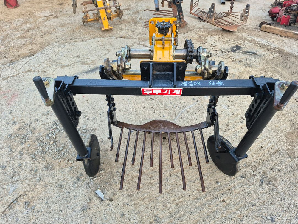 두루기계 DRK650 고구마수확기--1