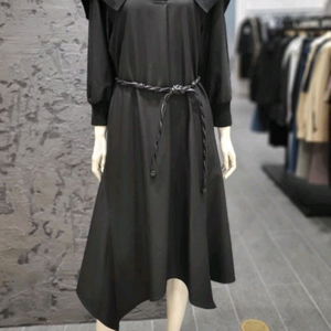 보브 세일러카라 벨티드 원피스