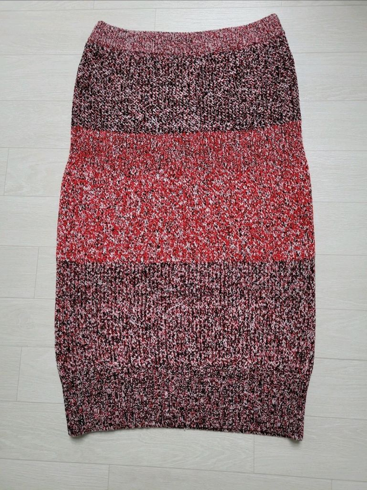 버버리 니트스커트L사이즈 택달린새옷--3