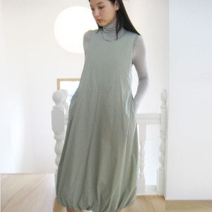 니히(NIEEH) 패디드 원피스 프리사이즈 새상품