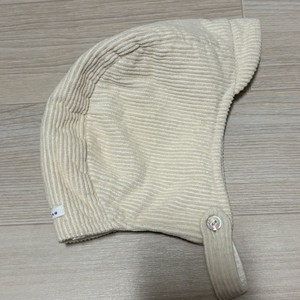 베네베네 코듀로이 캡틴햇