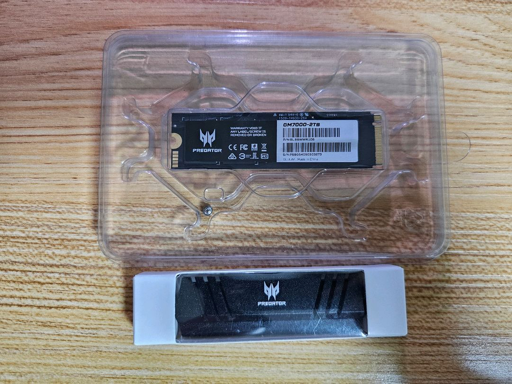 GM7000 2TB SSD 판매합니다--1