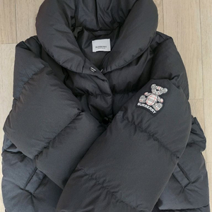 정품.뉴라벨.시착) 버버리 키즈 10y 토마스 테디 곰돌이 패딩 청둥오리