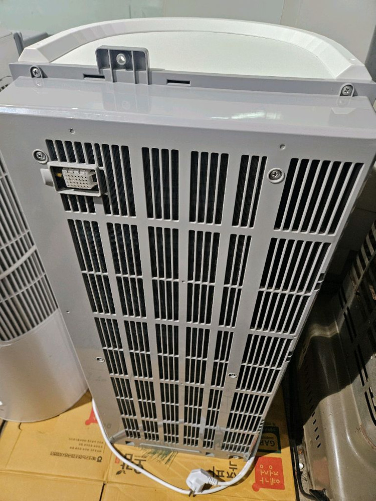 쿠쿠 인버터 창문형 에어컨 2024년구입재품 이미지