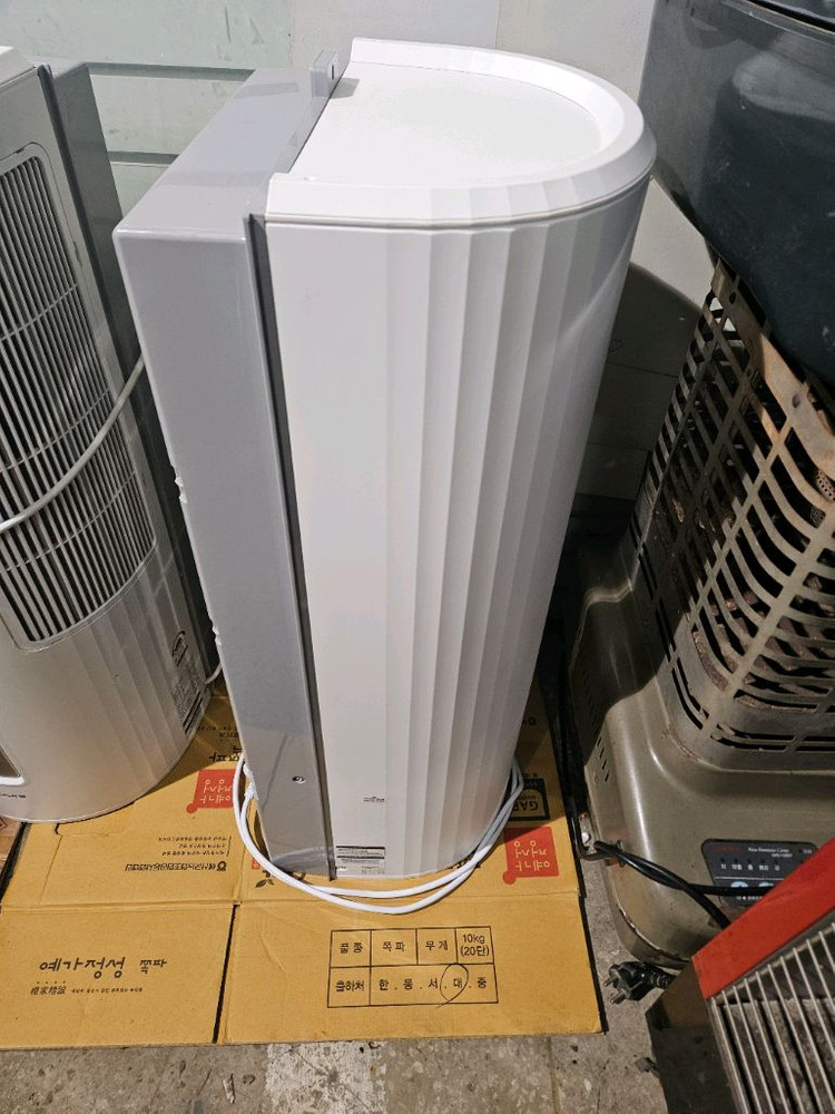 쿠쿠 인버터 창문형 에어컨 2024년구입재품 이미지