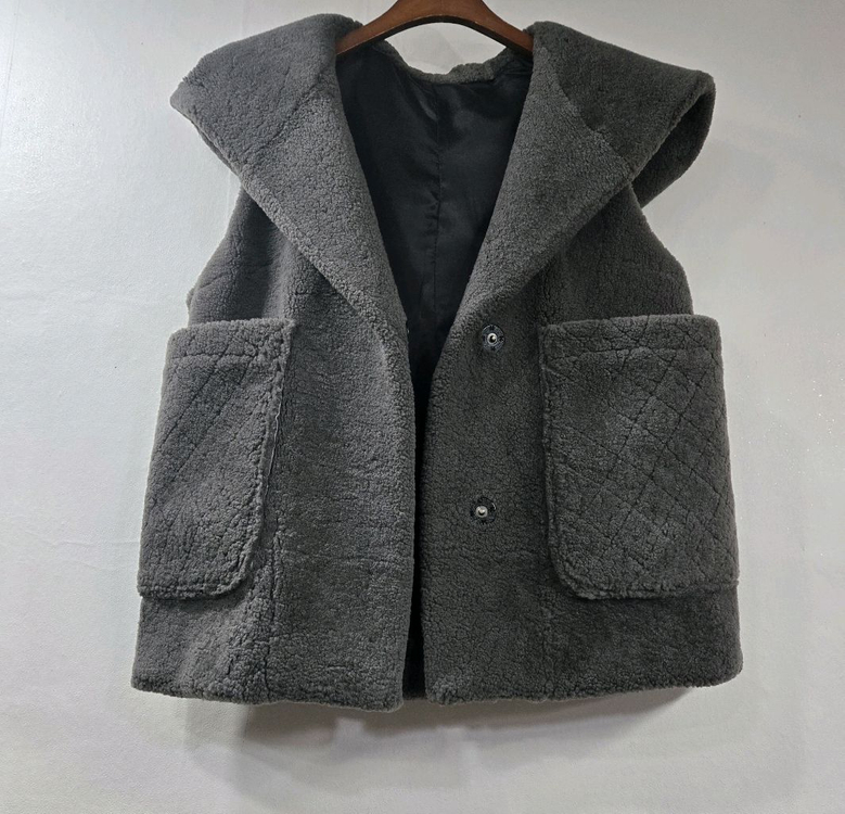양모 후드조끼--1