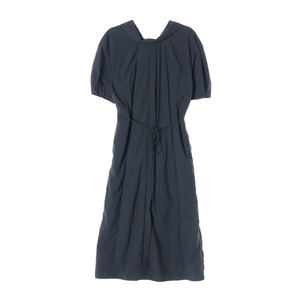 온앤온 23SS 다크그린 롤넥 벨트 반팔 롱 플레어 원피스