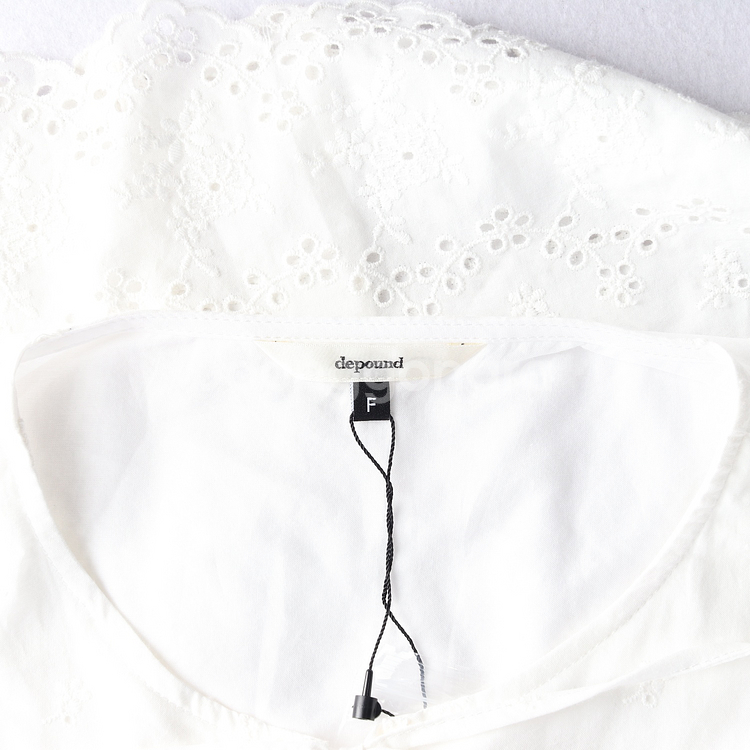 드파운드 25SS 화이트 리본 타이 레이스 포인트 반팔 블라우스--4