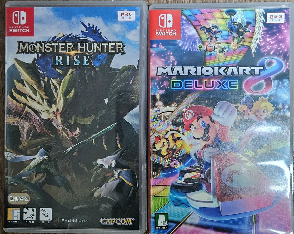 닌텐도 스위치1 (64기가 sd카드 내장)+스위치 케이스+몬스터헌터라이즈+마리오카트8디럭스+프로 컨트롤러 팝니다!!--3