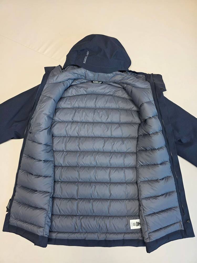 아크테릭스 롱패딩(25년도 구입) 이미지