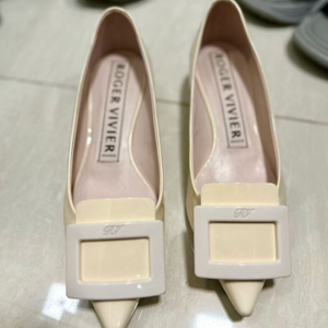 로저비비에 슈즈 이미지