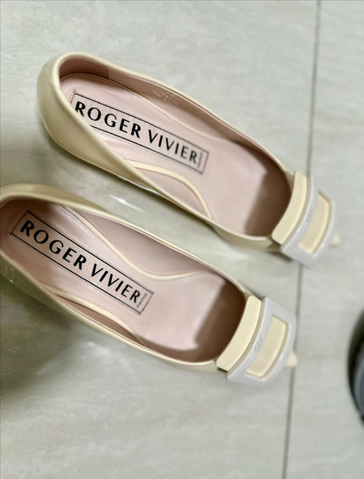 로저비비에 슈즈 이미지