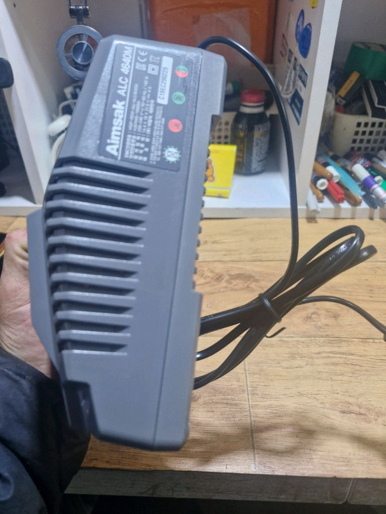아임삭충전기 ALC4640M 미사용신품 개당가격 이미지