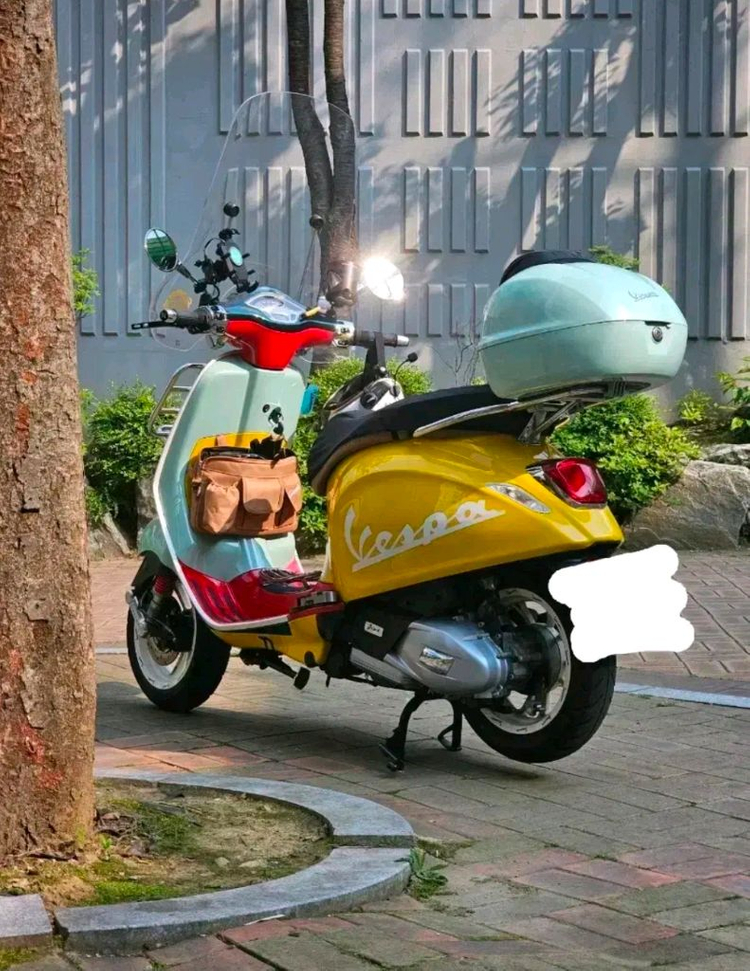 베스파 프리마베라 션 우더스푼 400만 이미지