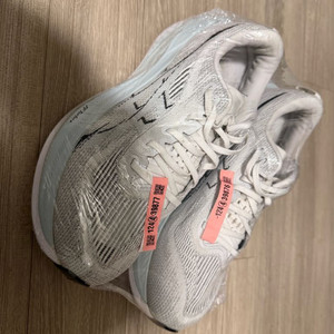 아식스 슈퍼블라스트2 쿨 화이트