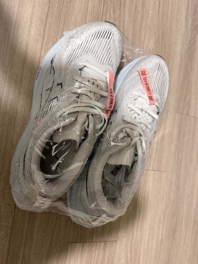 아식스 슈퍼블라스트2 쿨 화이트--1