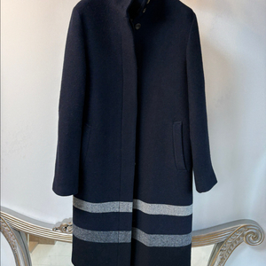 깔끔하고 세련된 버버리 BURBERRY 체크 롱코트 (55 사이즈)