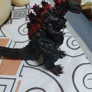 신고질라 피규어 장식용 이미지